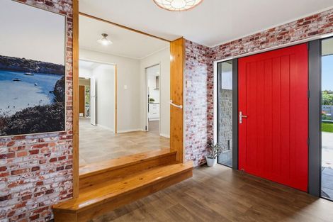 Photo of property in 4 Pollen Street, Woodville, 4920