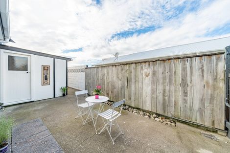 Photo of property in 11f5- John Street, Trentham, Upper Hutt, 5018