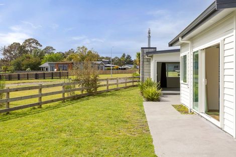 Photo of property in 64 John Norrie Place, Motuoapa, Turangi, 3382