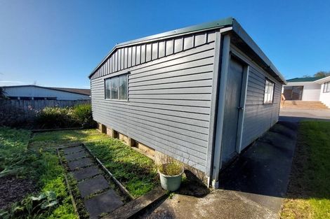 Photo of property in 30 Granville Drive, Massey, Auckland, 0614