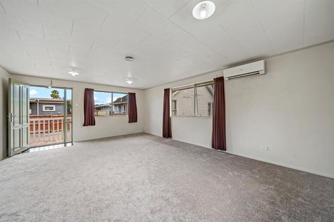 Photo of property in 11a Keeling Road, Henderson, Auckland, 0612