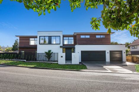 Photo of property in 5 Waipuia Place, Greenhithe, Auckland, 0632