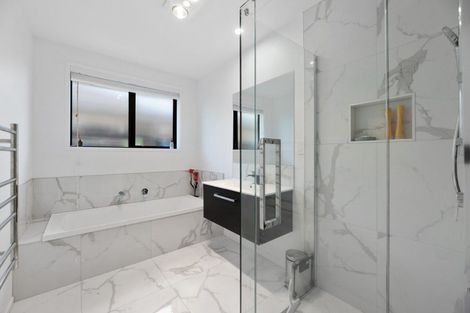 Photo of property in 90 Hills View Drive, Papamoa, 3118