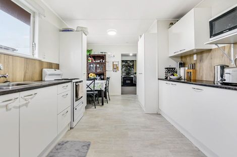 Photo of property in 16 Porritt Avenue, Huntly, 3700