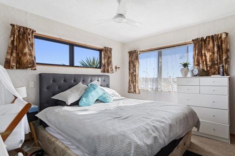 Photo of property in 70 James Cook Drive, Welcome Bay, Tauranga, 3112