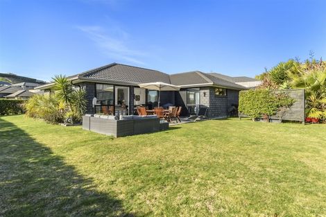 Photo of property in 39 Ballintoy Park Drive, Welcome Bay, Tauranga, 3175