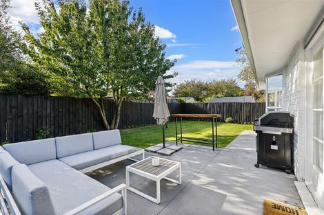 Photo of property in 2/225 Greers Road, Bryndwr, Christchurch, 8053