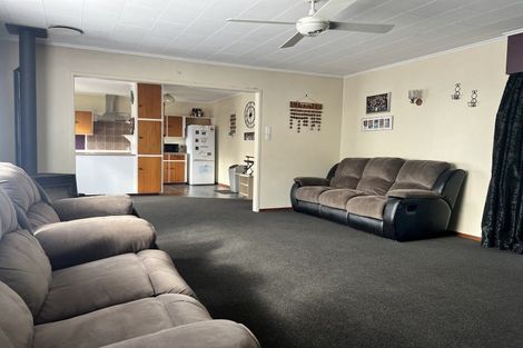 Photo of property in 24 Guy Street, Dannevirke, 4930