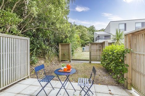 Photo of property in 8u1 Thatcher Crescent, Crofton Downs, Wellington, 6035