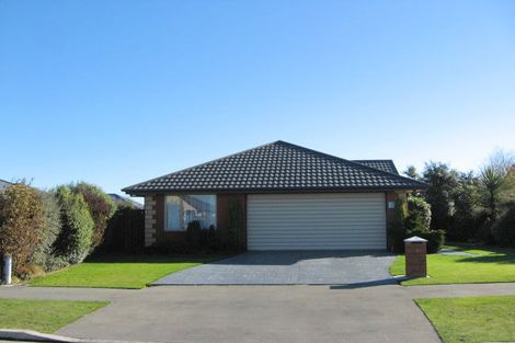 Photo of property in 33 Shenley Drive, Belfast, Christchurch, 8051