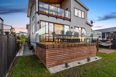 Photo of property in 28 Tai Crescent, Hobsonville, Auckland, 0616