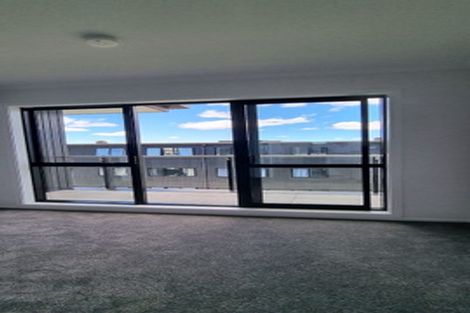 Photo of property in 23/11 Carlos Drive, Flat Bush, Auckland, 2016