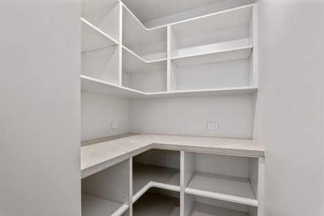 Photo of property in 9/2 Wilton Street, Westown, New Plymouth, 4310