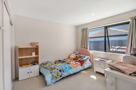 Photo of property in 19 Batchelor Place, Kaiapoi, 7630