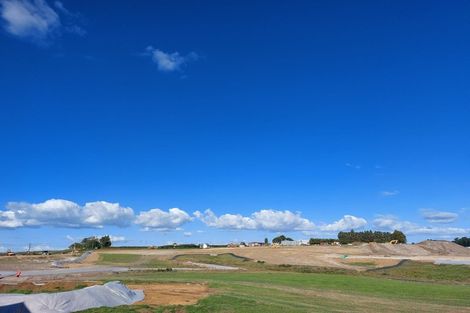 Photo of property in 33 Porowha Road, Westgate, Auckland, 0814