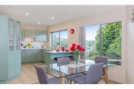 Photo of property in 115 Arran Road, Browns Bay, Auckland, 0630