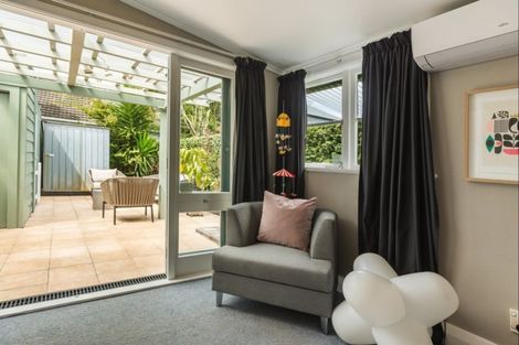 Photo of property in 29 Duke Street, Levin, 5510