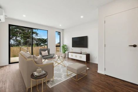 Photo of property in 56 Ramwall Place, Weymouth, Auckland, 2103
