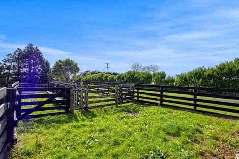 Photo of property in 402 Hursthouse Road, Tarurutangi, Inglewood, 4389