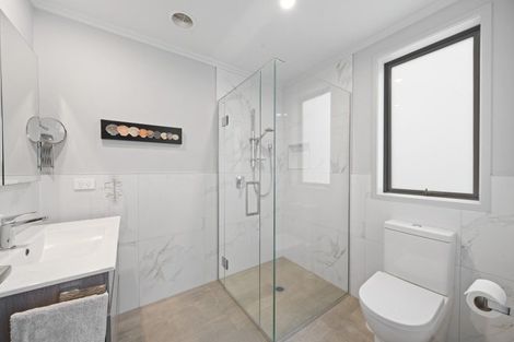 Photo of property in 2 Stonedale Drive, Pukekohe, 2120