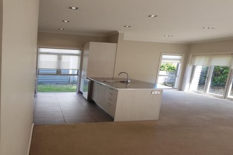 Photo of property in 2/78 Birkenhead Avenue, Birkenhead, Auckland, 0626