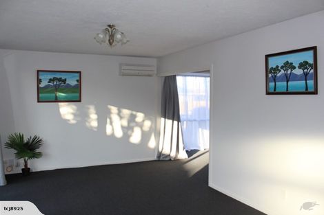 Photo of property in 43 Skerten Avenue, Hornby, Christchurch, 8042