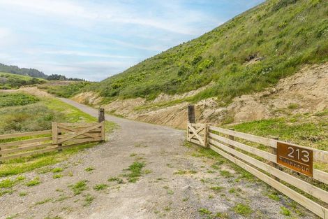 Photo of property in 213 Reikorangi Road, Waikanae, 5391