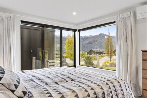 Photo of property in 6 Mills Road, Wanaka, 9305