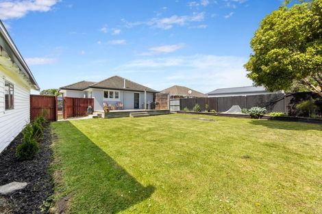 Photo of property in 23 Fenchurch Street, Northcote, Christchurch, 8052