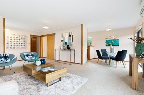 Photo of property in 2/13 Ocean View Road, Hillcrest, Auckland, 0627