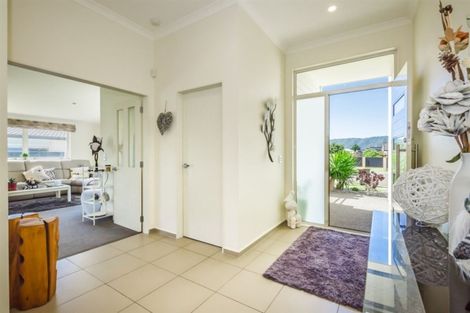 Photo of property in 56 Kotuku Drive, Paraparaumu Beach, Paraparaumu, 5032