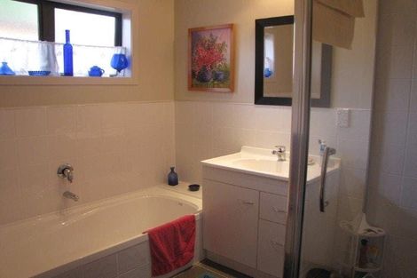 Photo of property in 15 Hogan Street, Pukekohe, 2120