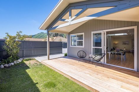 Photo of property in 29a Parata Street, Waikanae, 5036