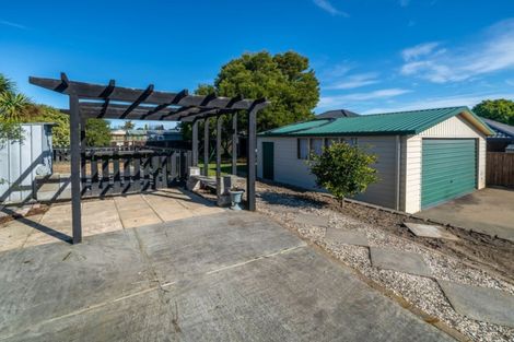 Photo of property in 44 Travis Road, Burwood, Christchurch, 8083