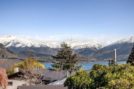 Photo of property in 19 Russell Street, Wanaka, 9305
