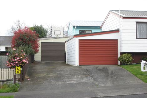 Photo of property in 1/34 Poplar Grove, Whalers Gate, New Plymouth, 4310