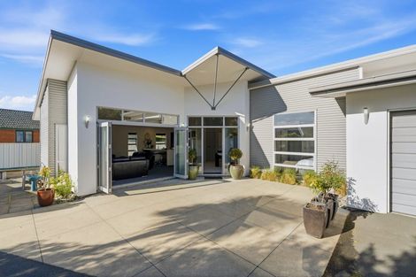 Photo of property in 6a Walton Park Avenue, Fairfield, Dunedin, 9018