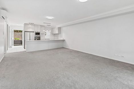 Photo of property in 29 Landmark Terrace, Orewa, 0931