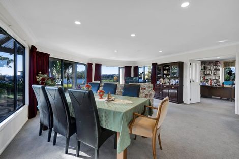 Photo of property in 3 Karina Road, Merrilands, New Plymouth, 4312