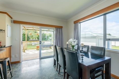 Photo of property in 8 Orlando Street, Stratford, 4332