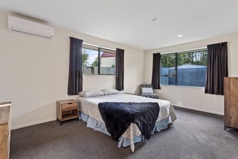 Photo of property in 8 Watkins Drive, Rangiora, 7400