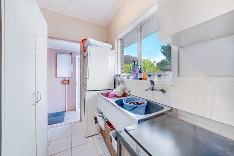 Photo of property in 27 Walters Road, Takanini, 2112