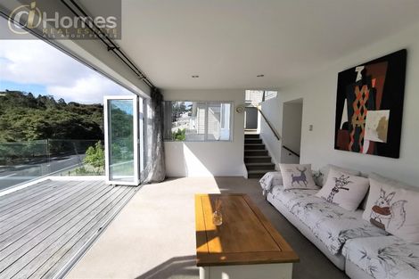 Photo of property in 92 Kaipatiki Road, Glenfield, Auckland, 0629