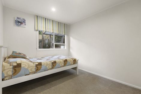 Photo of property in 10 Hobby Avenue, Birkdale, Auckland, 0626