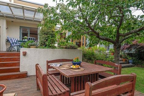 Photo of property in 71 Jickell Street, Hokowhitu, Palmerston North, 4410
