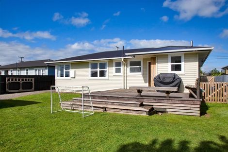 Photo of property in 3 Murray Avenue, Hawera, 4610