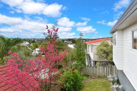 Photo of property in 14a Jean Place, Stanmore Bay, Whangaparaoa, 0932