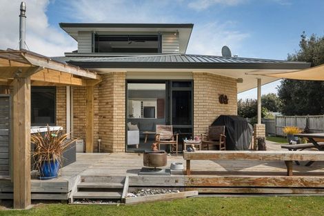 Photo of property in 35 Papaunahi Road, Bowentown, Katikati, 3177