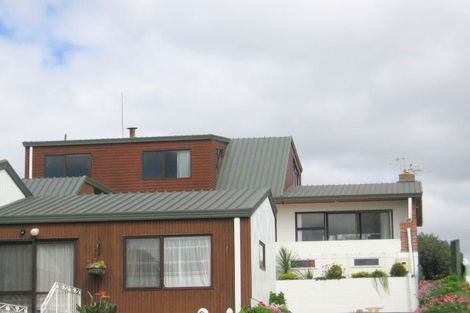 Photo of property in 112b Oceanview Road, Mount Maunganui, 3116