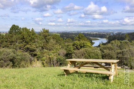 Photo of property in 74 Brookdale Road, Riverhead, Albany, 0793